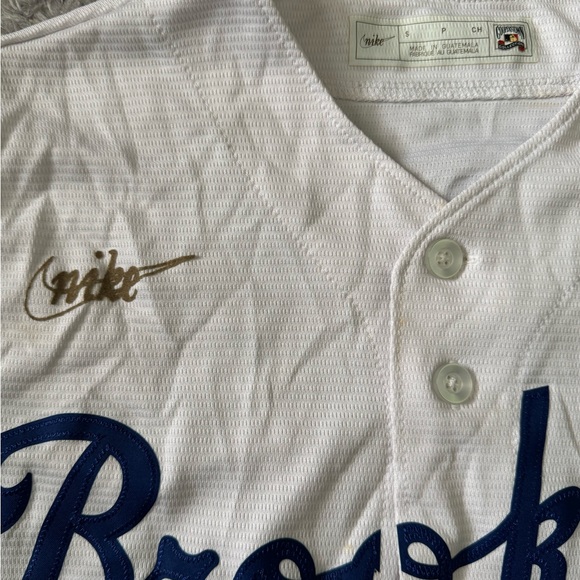 Nike Jackie Robinson Brooklyn White and Blue Jersey - Picture 2 of 4